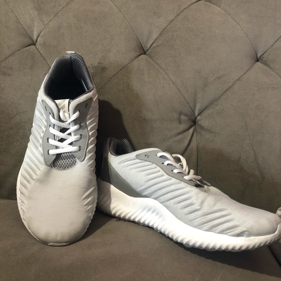 adidas Shoes - Adidas Cloud Foam Shoes